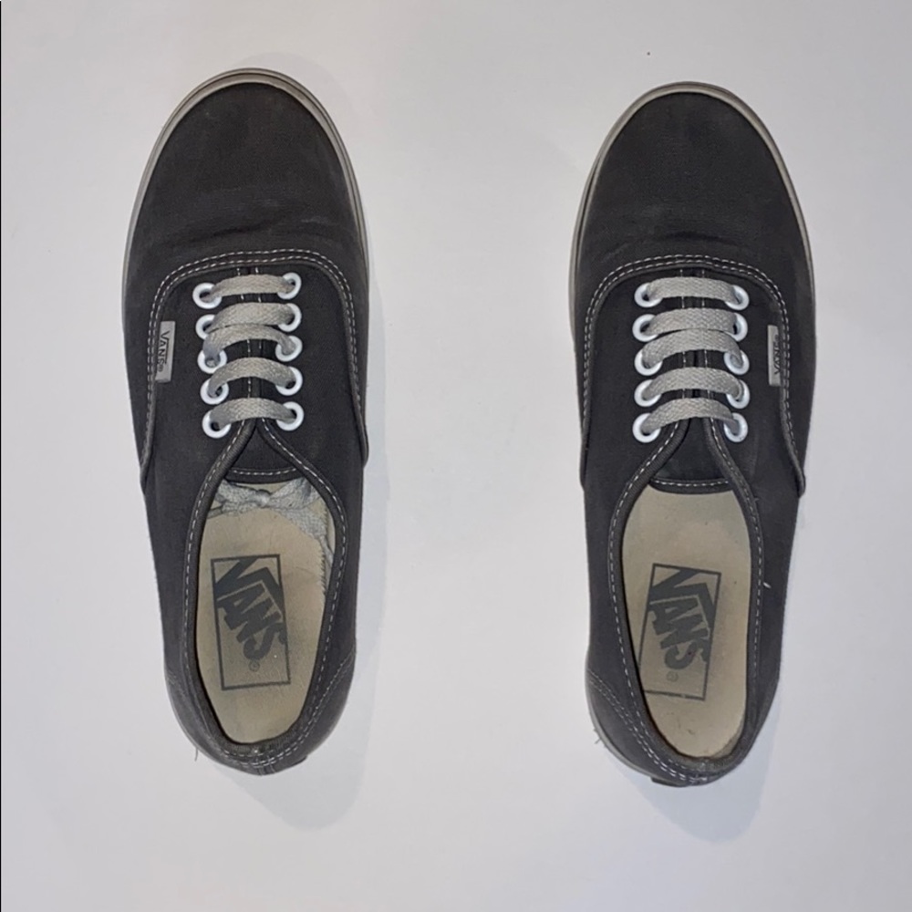 Women’s grey vans
